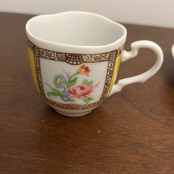 Yea cup and saucer miniature - Picture 2 of 5